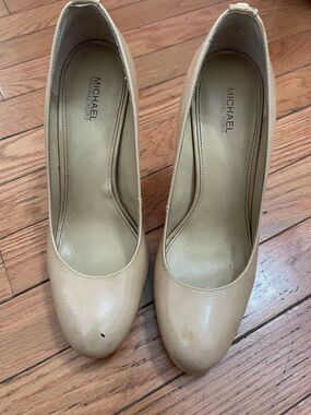 Michael Kors Stiletto Heeled Shoes Nude Size 7.5